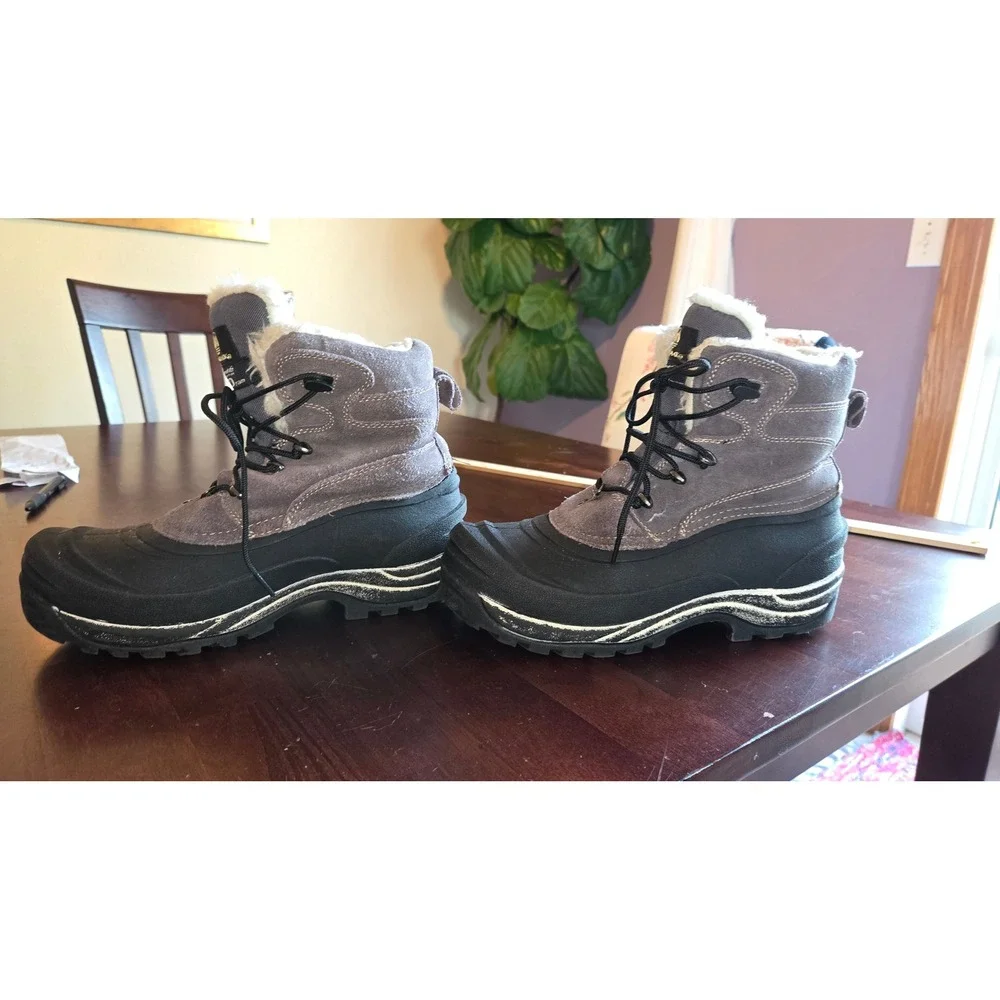 Tamarack Women size 9 Grey Black Thinsulate 200g Insulated Winter Snow  boots